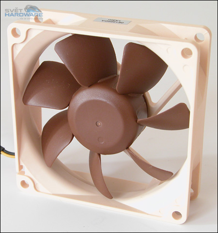 Noctua NF-R8 - osmicentimetrový solitér