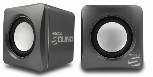 Arctic má novou přenosnou reprosoustavu i USB adaptér do sítě