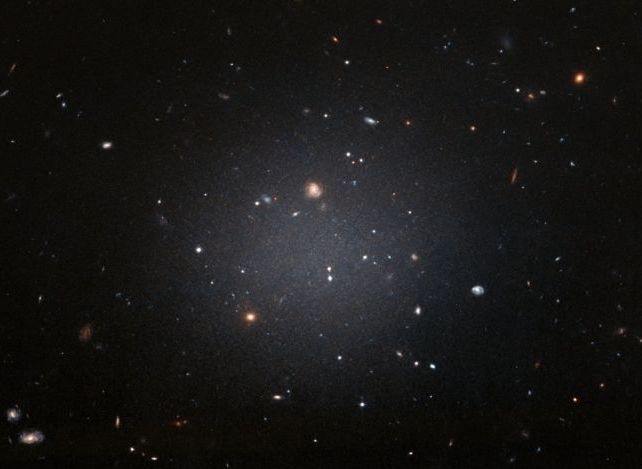 Data z Hubbleu vysvětlují chybějící temnou hmotu v galaxii