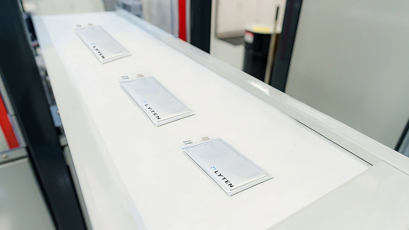Lyten začíná dodávat vzorky lithium-sírových akumulátorů Li-S do automotive i armádě