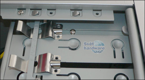 Chieftec LCX-01SL-SL-B: Obr pro náročné