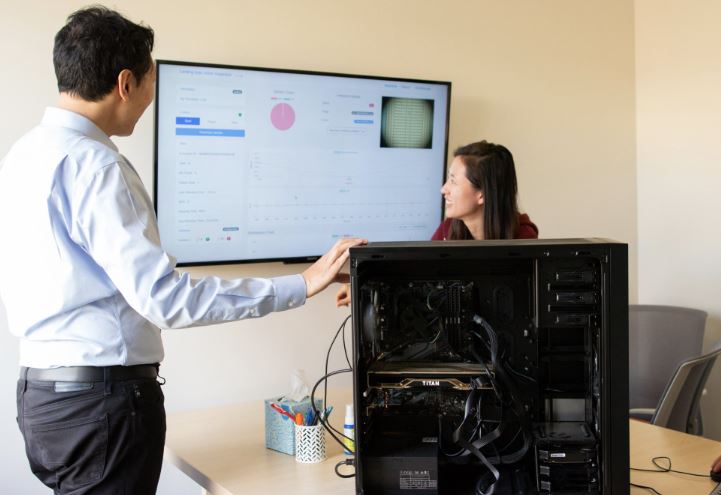 NVIDIA TITAN RTX se ukazuje