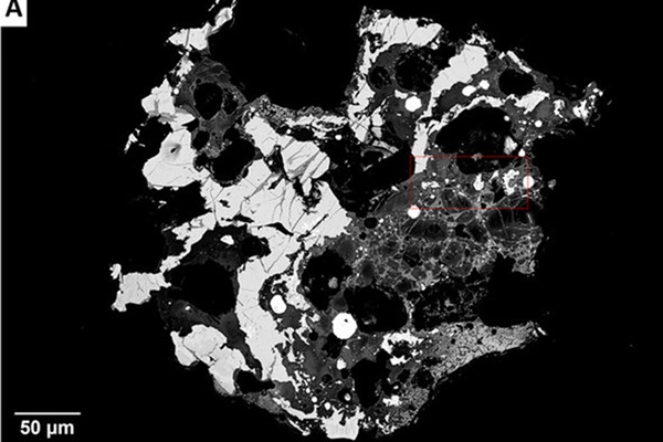 Starý meteorit skrýval dosud neznámý kvazikrystal