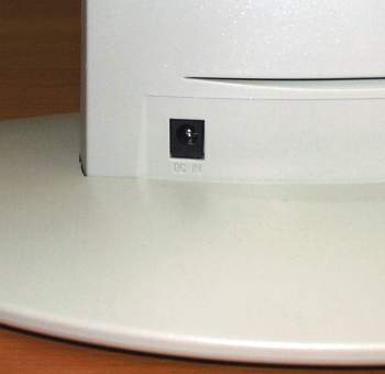 17 palců tekutých krystalů za 17 "litrů"