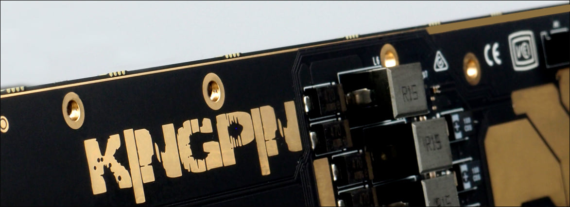 EVGA RTX 3090 KINGPIN: tři napájecí konektory a 360mm radiátor