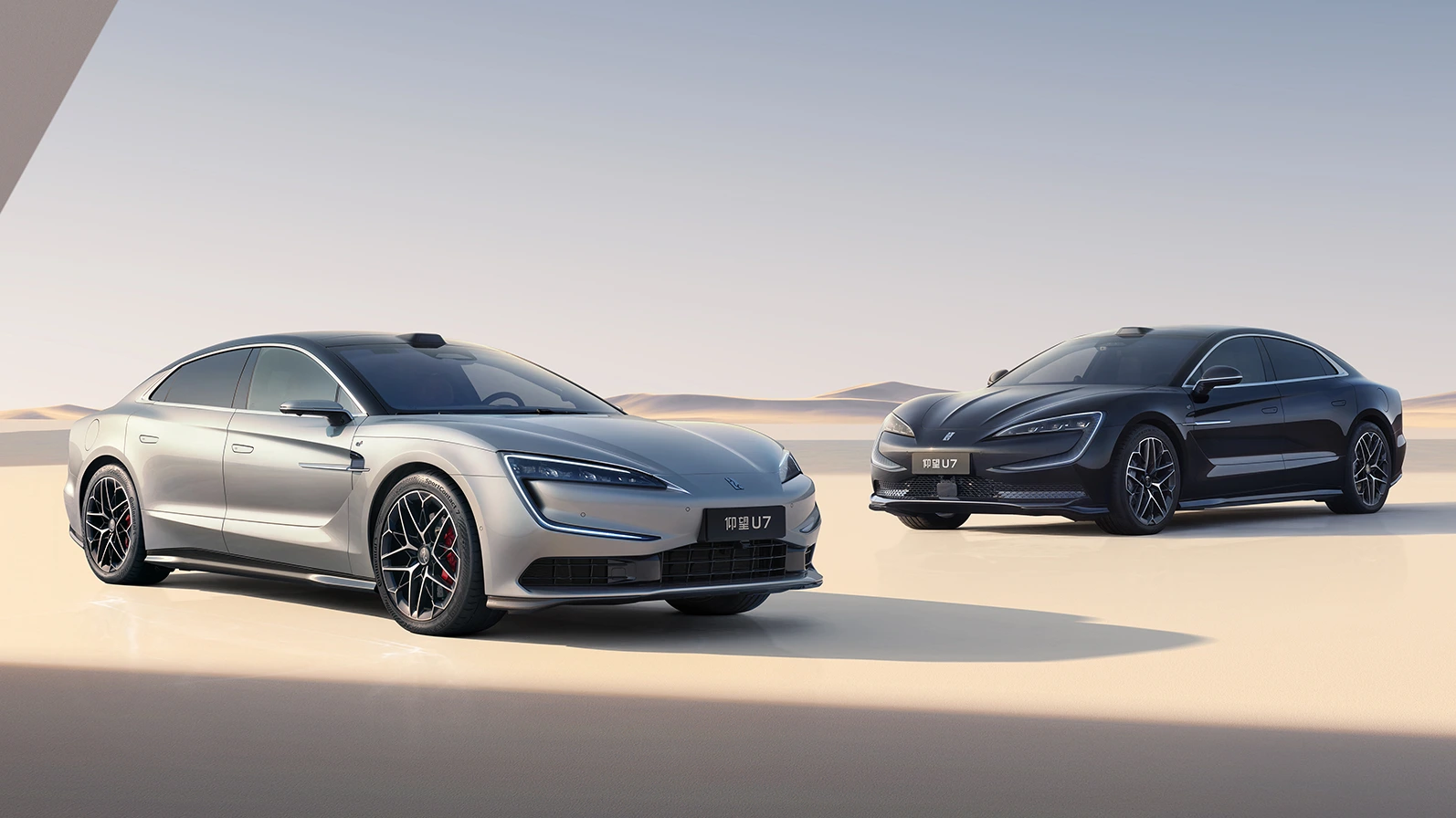 BYD Yangwang U7 má 150kWh akumulátor. Jako LFP ale váží 926 kg