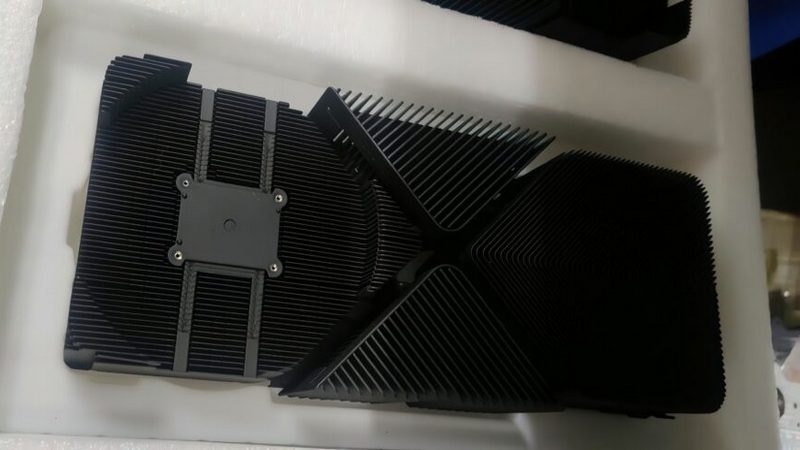 NVIDIA GeForce RTX 4090 Ti Founders Edition ukázala chladič