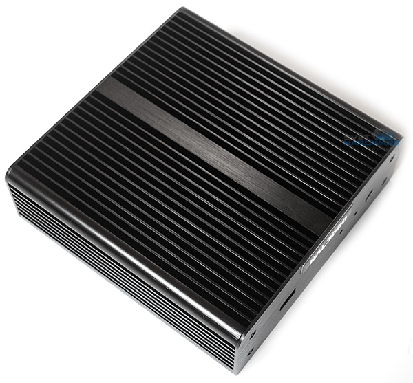 HAL3000 NUC: česká konkurence