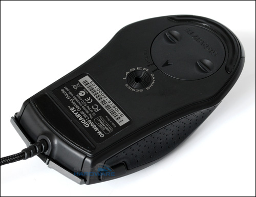 Gigabyte GM-M8000: jako duch