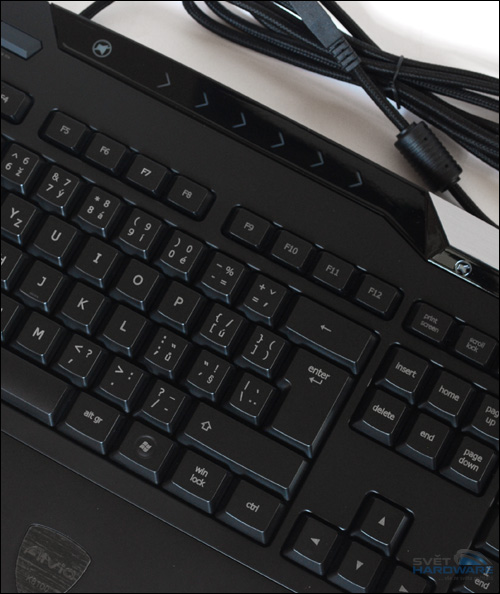 Gigabyte Aivia: makra, podsvícení i USB hub