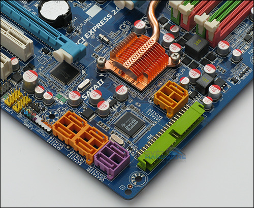 Gigabyte GA-X48T-DQ6: nejvyšší High-End pro Intel