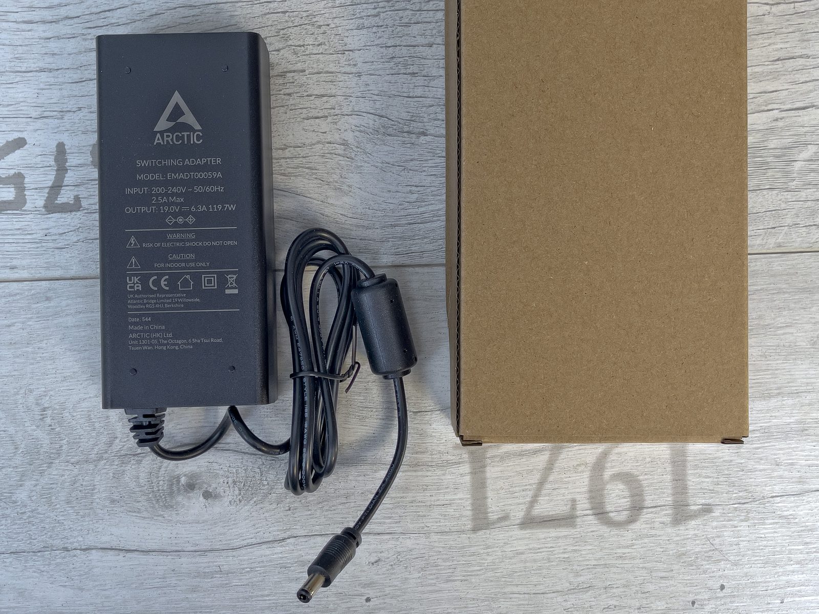 Test mini počítače Arctic Senza AI 370 – neslyšný a neviditelný