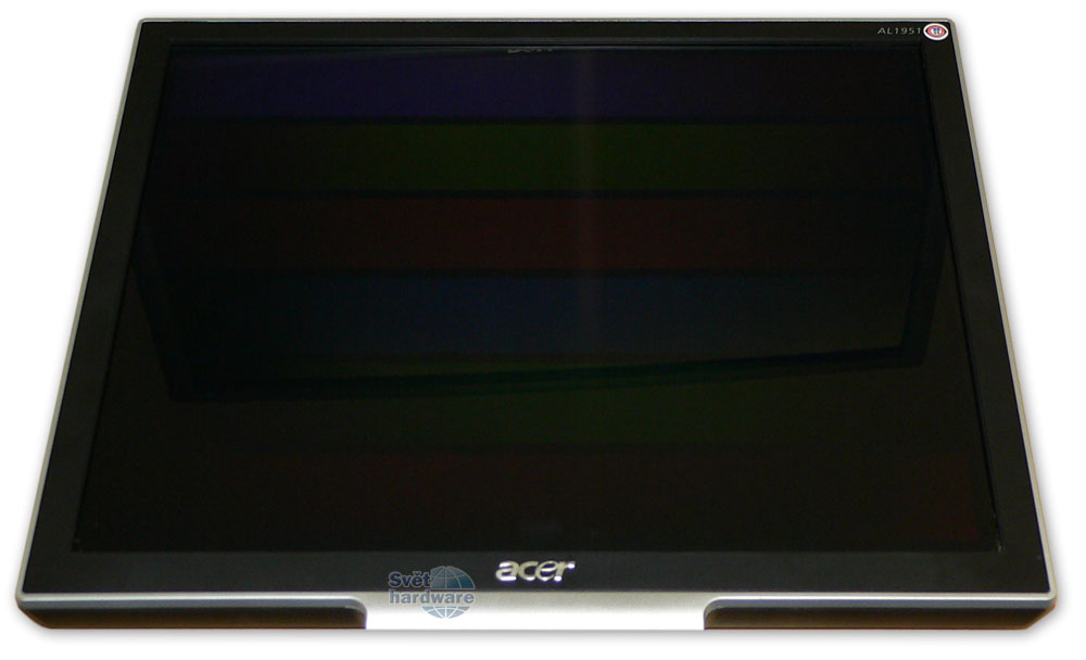 Duel Aceru - dvě 19" LCD s 6 a 8ms