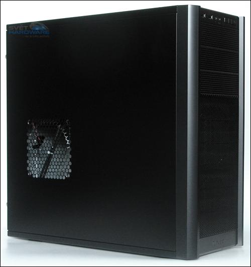 Antec Three Hundred: herní low-end