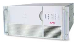 APC rozšiřuje řadu Smart-UPS® pro víceserverová prostředí