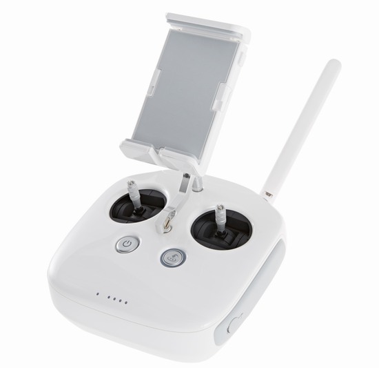 DJI Phantom 4: inteligentní dron pro spotřebitele