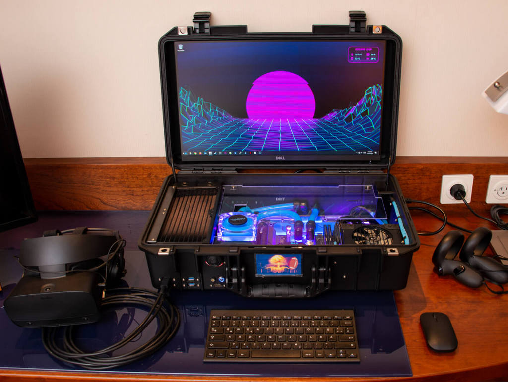 Nuclear Football: herní sestava s vodním chlazením v kufru