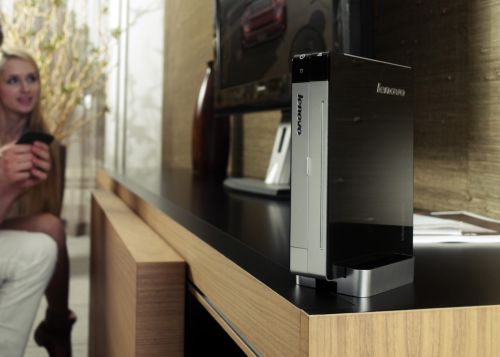 Lenovo uvádí malý desktop IdeaCentre Q180
