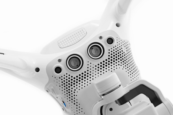 DJI Phantom 4: inteligentní dron pro spotřebitele