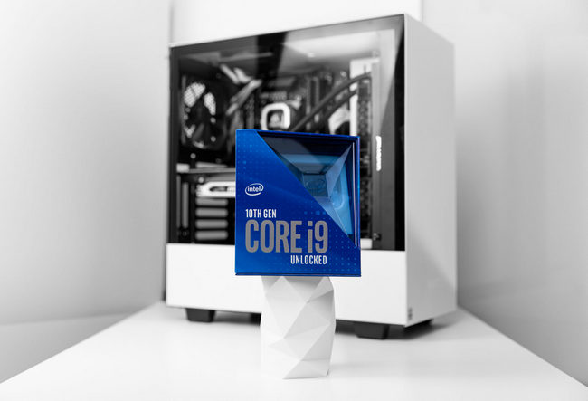Intel Core i9-10850K je na trhu, kolik stojí?
