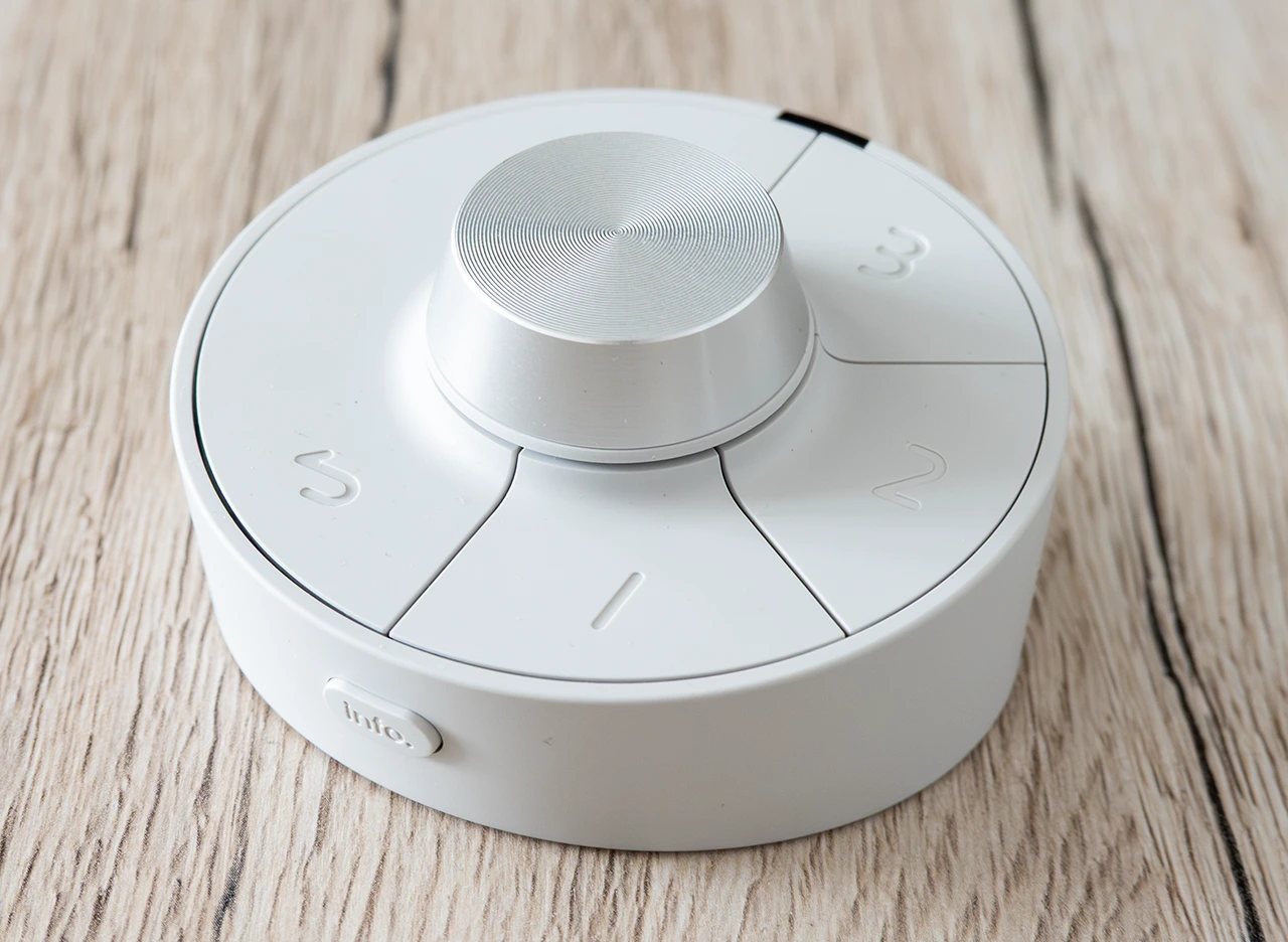 BenQ PD2730S Hotkey Puck G3