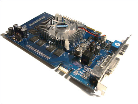 Test grafických karet z nižšího mainstreamu