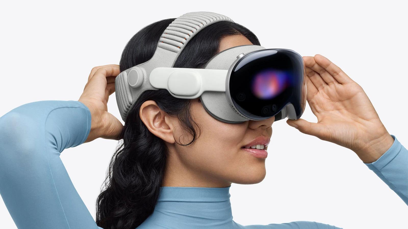 Apple Vision Pro propadákem i s čipem M5, prodáno prý 45 tisíc kusů