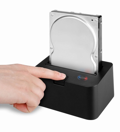 Sharkoon představuje SATA QuickPort - USB dokovací stanici pro pevné disky