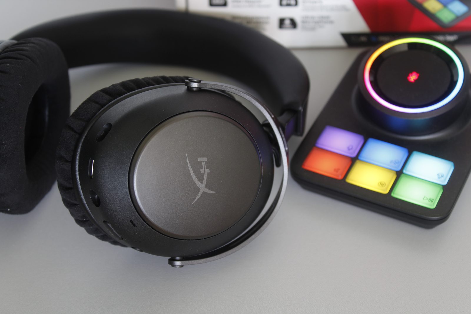 Hraní s rekordní výdrží - jak dopadla sluchátka HyperX Cloud Alpha 2 Wireless v testu?