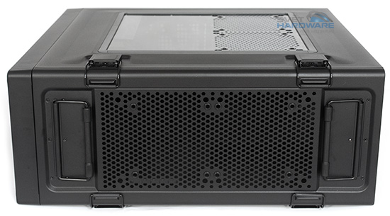 Corsair Vengeance C70: celokovová herní skříň