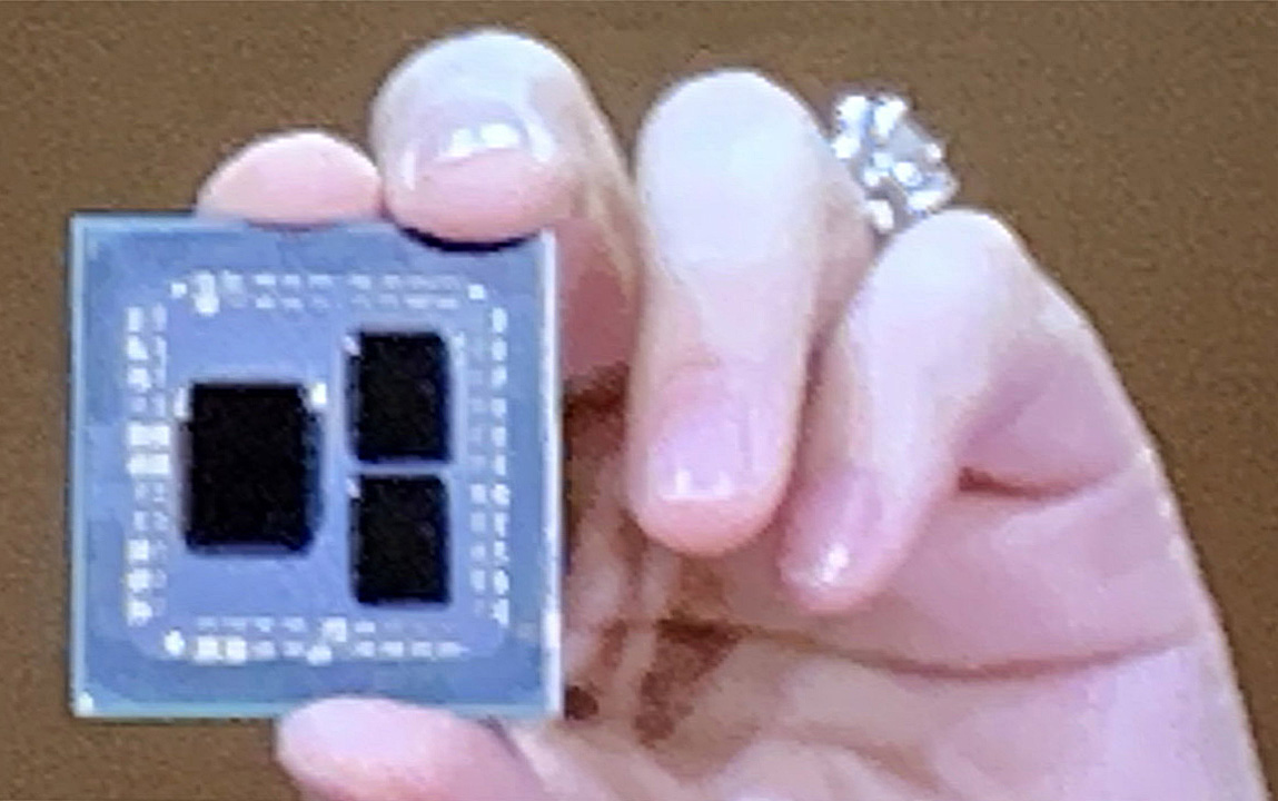 AMD ukázalo 8jádrový Ryzen 3000, je na něm prostor pro 16 jader?