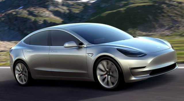Tesla už zvládla vyrobit pět tisíc Modelů 3 týdně