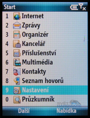 Asus m930: smartphone s QWERTY klávesnicí