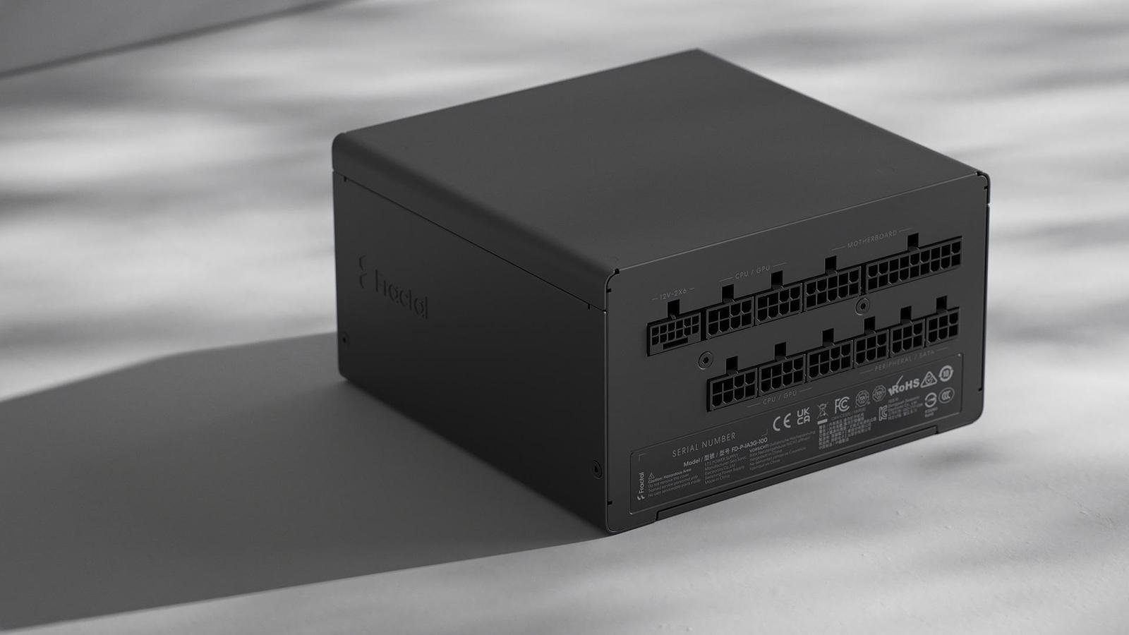 Vánoční tipy od Fractal Design: Styl, pohodlí a výkon pod stromečkem