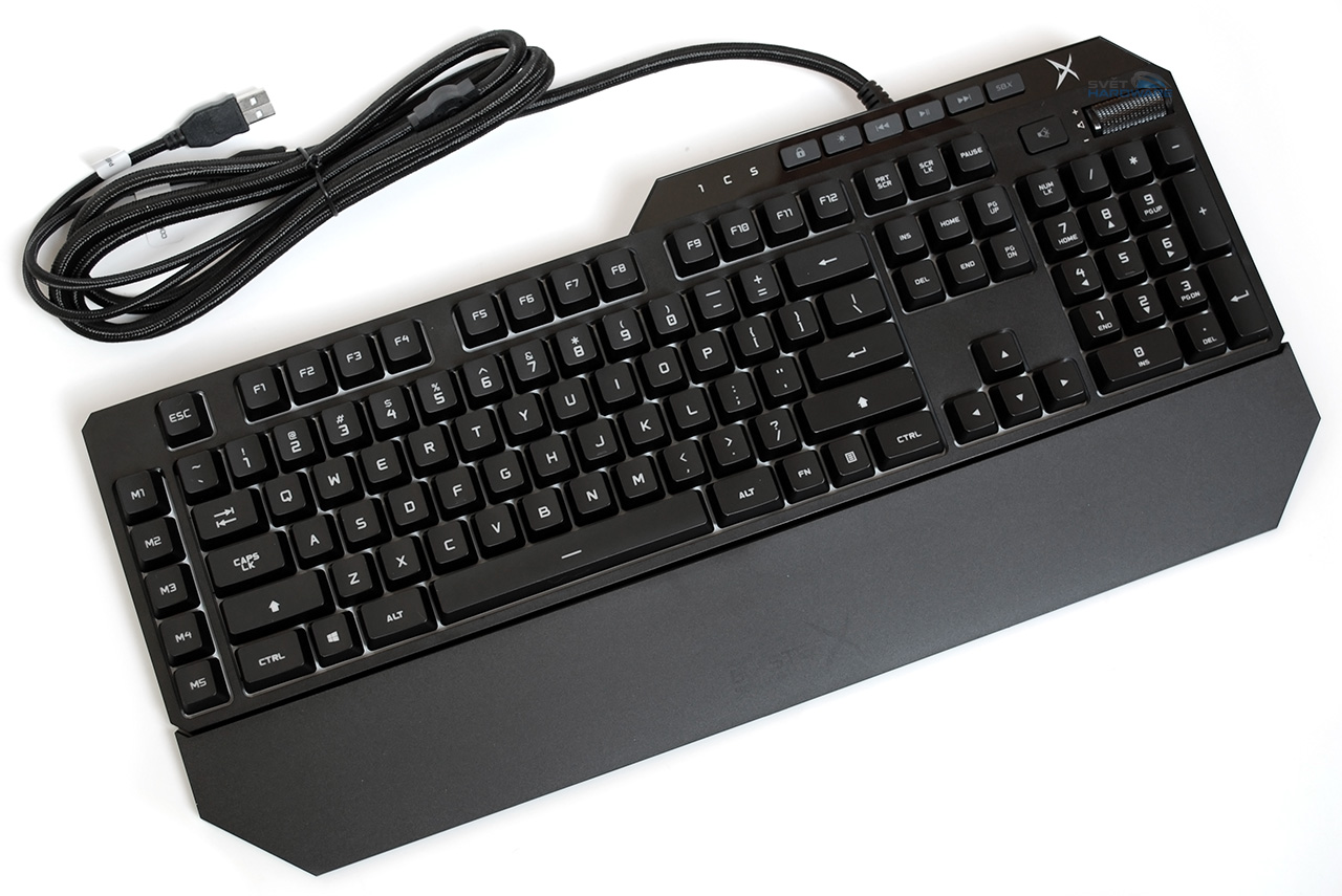 Creative Sound BlasterX Vanguard K08: RGB a Omron