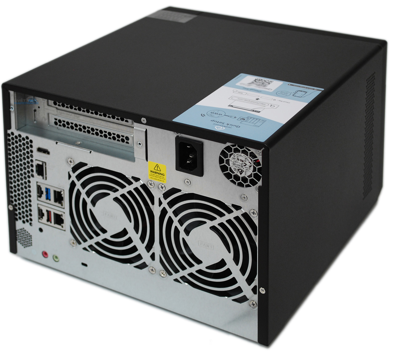 QNAP TVS-672N: skvěle vybavený NAS