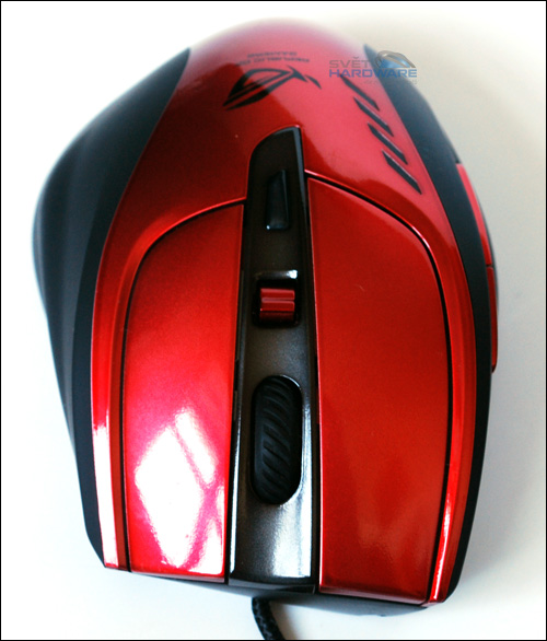 Asus ROG GX900: rudoch s laserem