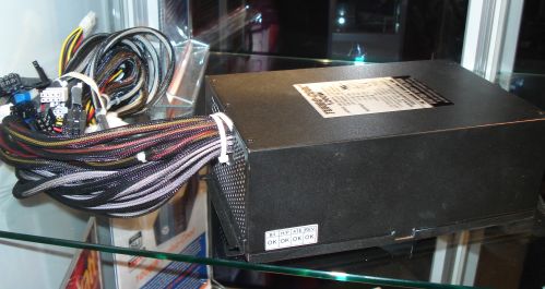 PC Power and Cooling má 1200W zdroj s jednou 12V větví