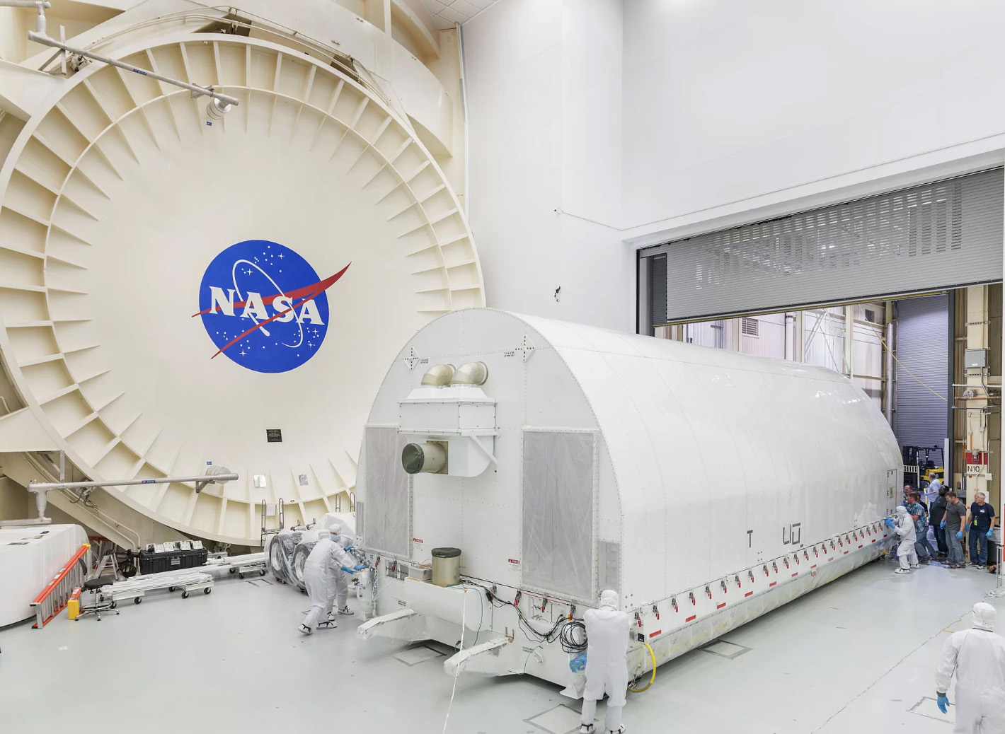 Teleskop Jamese Webba půjde na 100 dní k ledu a do vzduchoprázdna