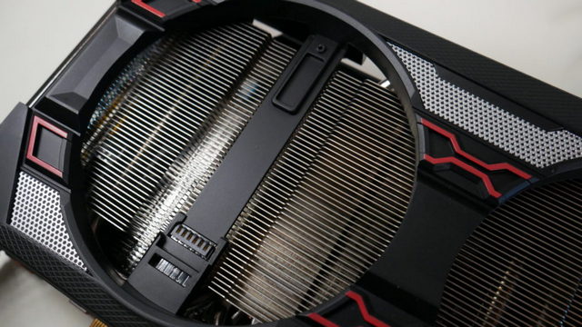 Sapphire Pulse RX 5700 XT v testu: jak si vedou nereferenční karty?