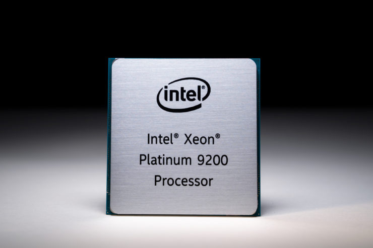 Intel: 56jádrový Xeon je až o 84% výkonnější než 64jádrový EPYC