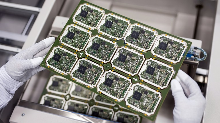 TSMC si vyhradí část produkce pro automotive, důvodem jsou americké sankce