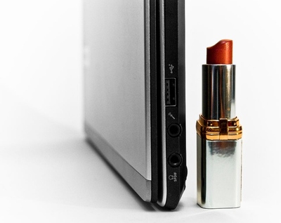 Intel uvádí nové procesory Core pro ultratenké notebooky