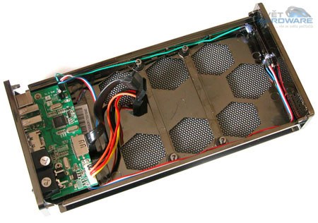 Cooler Master X Craft - bohatý SATA box