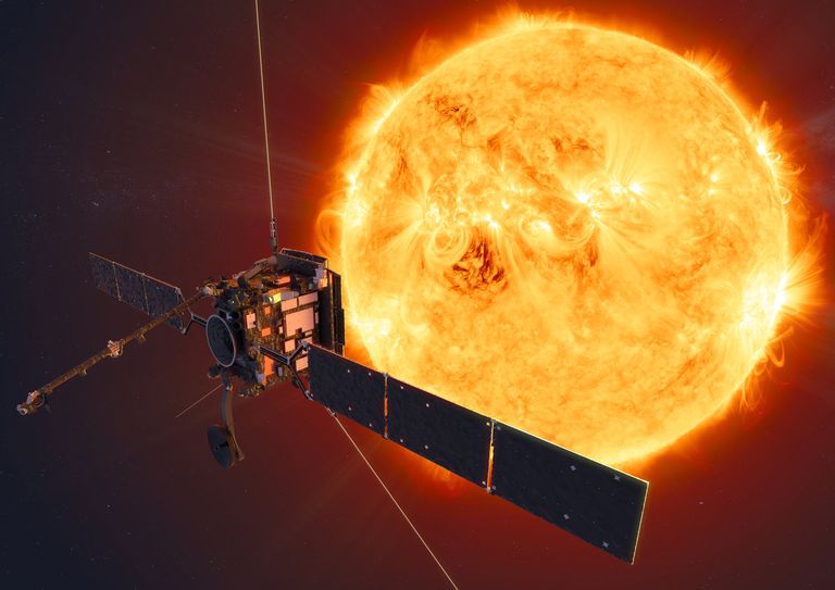 Evropský Solar Orbiter odstartoval ke Slunci, přinese první snímky jeho pólů