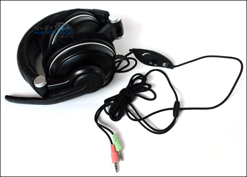Corsair HS1A: masivní headset