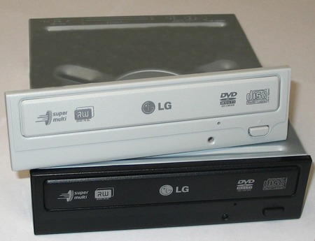 Novinka od LG - černo-bílá mechanika GSA-H42N