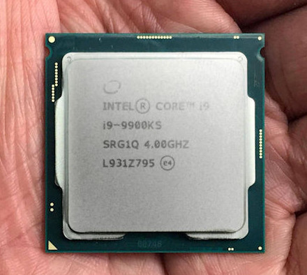 Intel Core i9-9900KS by měl stát kolem 600 dolarů