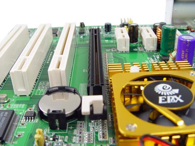 EPoX 9NPA+ Ultra - dobrý overclocking ale horší zvuk