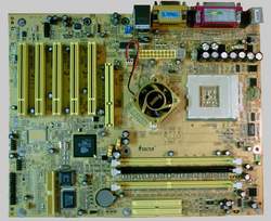 Soltek SL-75FRN2-L a AMD Thorougbred B0 1700+